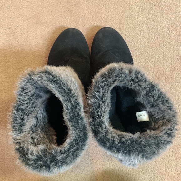 Faux Fur Boots - Picture 3 of 4